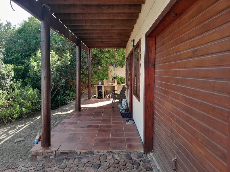3 Bedroom Property for Sale in Fraaiuitsig Western Cape